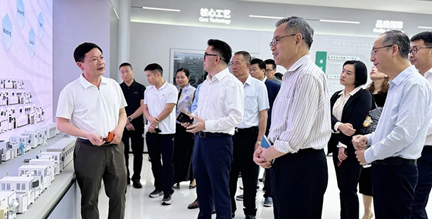 惠州市企業(yè)聯(lián)合會(huì)理事會(huì)會(huì)議在德賽矽鐠順利舉行